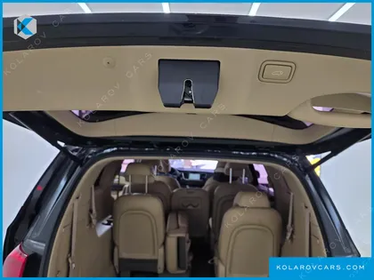 KIA CARNIVAL 11-SEATER PRESTIGE