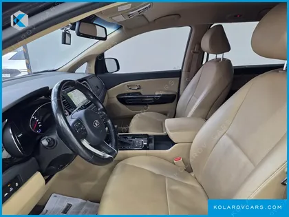 KIA CARNIVAL 9-SEATER PRESTIGE