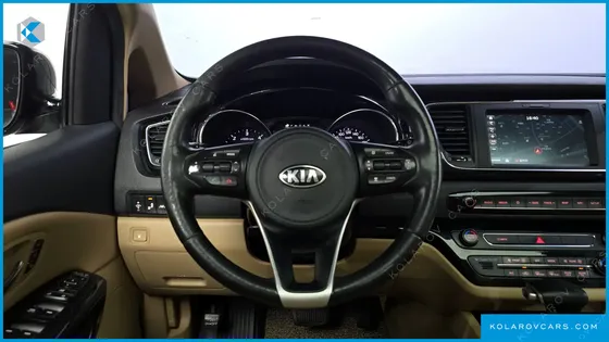 KIA CARNIVAL 9-SEATER NOBLESSE