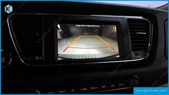 KIA CARNIVAL 9-SEATER NOBLESSE