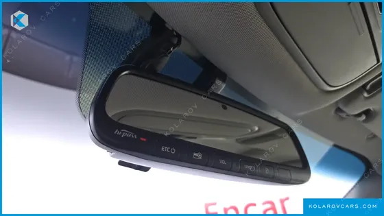 KIA CARNIVAL 9-SEATER NOBLESSE