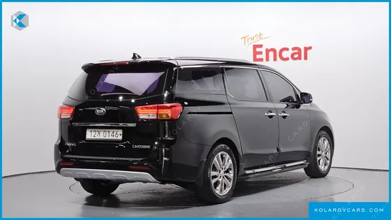 KIA CARNIVAL 7-SEATER LIMOUSINE