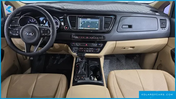 KIA CARNIVAL GASOLINE 7-SEATER LIMOUSINE