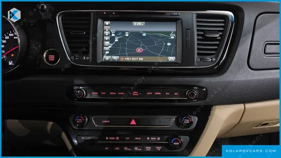 KIA CARNIVAL GASOLINE 7-SEATER LIMOUSINE
