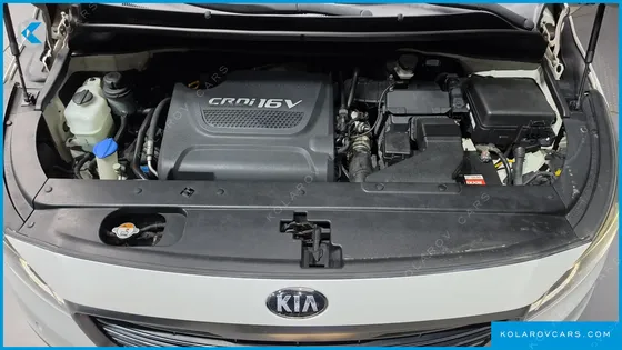 KIA CARNIVAL 9-SEATER NOBLESSE