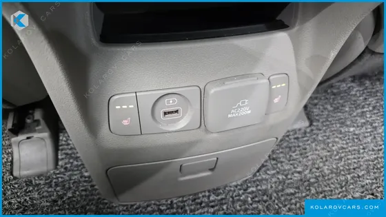 KIA CARNIVAL GASOLINE 9-SEATER NOBLESSE
