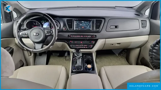 KIA CARNIVAL 9-SEATER LUXURY