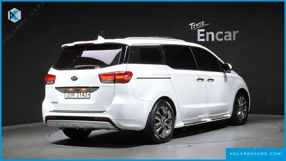 KIA CARNIVAL 9-SEATER NOBLESSE