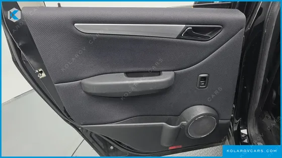 MERCEDES B-CLASS B200