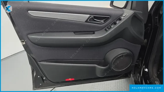 MERCEDES B-CLASS B200