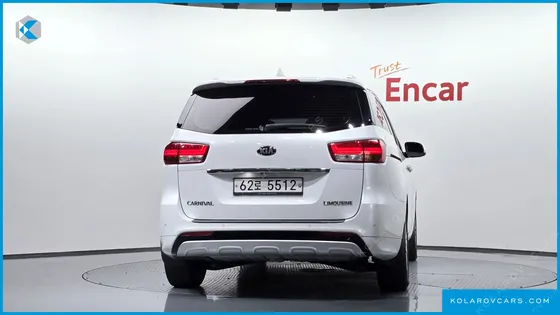 KIA CARNIVAL 7-SEATER LIMOUSINE