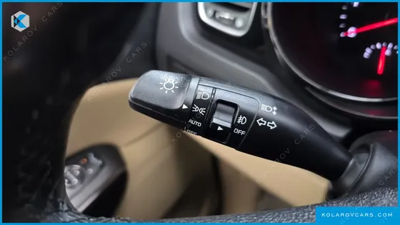 KIA CARNIVAL 7-SEATER LIMOUSINE