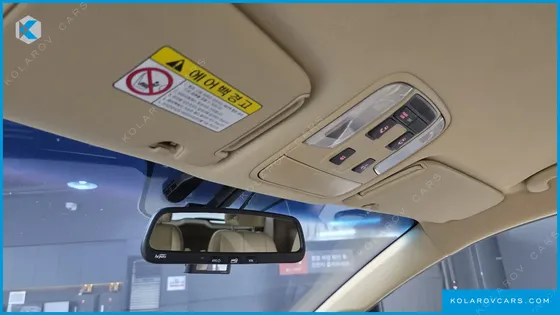 KIA CARNIVAL 7-SEATER LIMOUSINE
