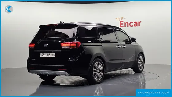 KIA CARNIVAL 9-SEATER NOBLESSE