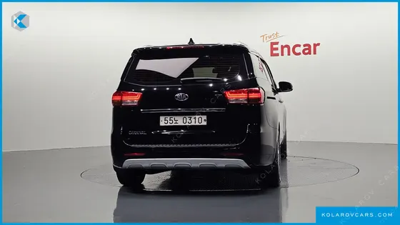 KIA CARNIVAL 9-SEATER NOBLESSE