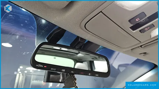KIA CARNIVAL 9-SEATER NOBLESSE