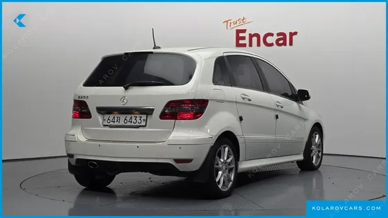 MERCEDES B-CLASS B200