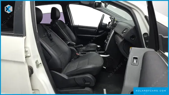 MERCEDES B-CLASS B200