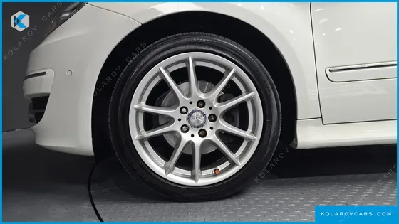 MERCEDES B-CLASS B200
