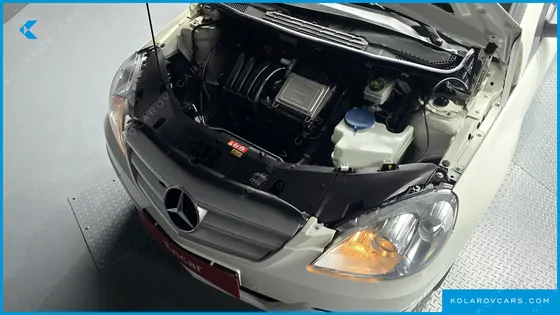 MERCEDES B-CLASS B200