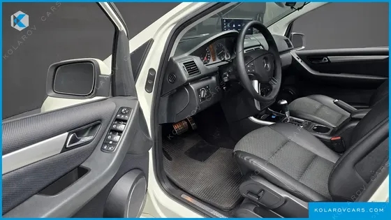 MERCEDES B-CLASS B200