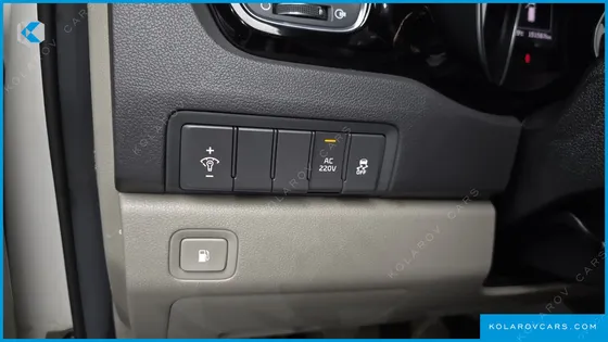 KIA CARNIVAL 9-SEATER NOBLESSE