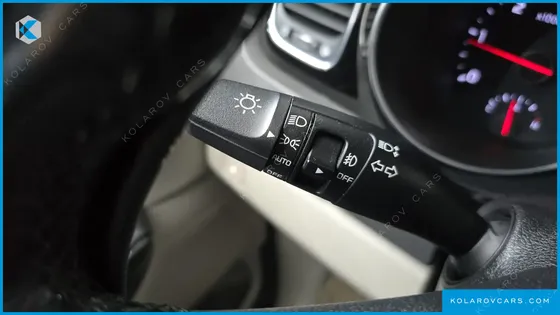 KIA CARNIVAL 9-SEATER NOBLESSE