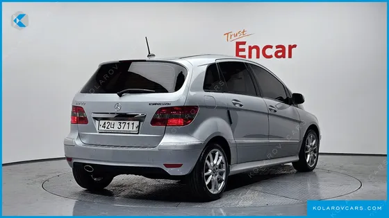 MERCEDES B-CLASS B200