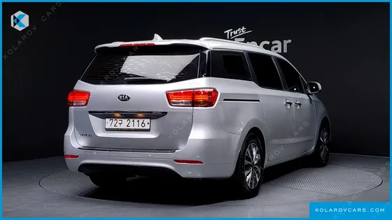 KIA CARNIVAL 11-SEATER PRESTIGE