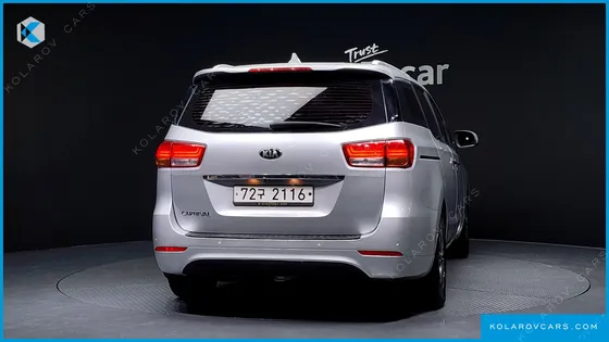 KIA CARNIVAL 11-SEATER PRESTIGE