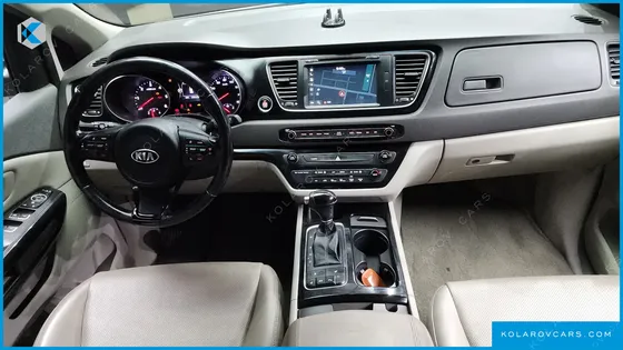KIA CARNIVAL 11-SEATER PRESTIGE