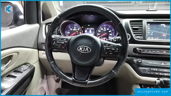 KIA CARNIVAL 11-SEATER PRESTIGE