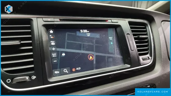 KIA CARNIVAL 11-SEATER PRESTIGE
