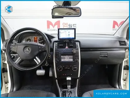 MERCEDES B-CLASS B200