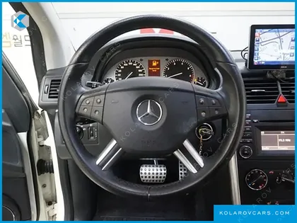 MERCEDES B-CLASS B200