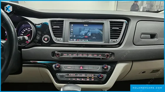KIA CARNIVAL 9-SEATER PRESTIGE