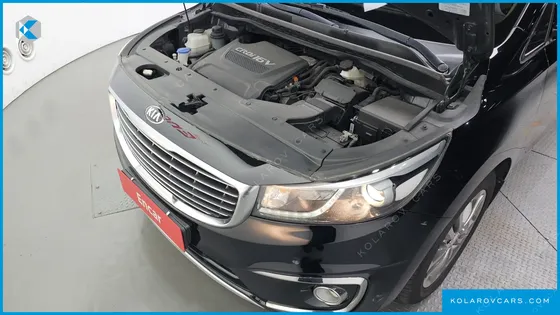 KIA CARNIVAL 9-SEATER PRESTIGE