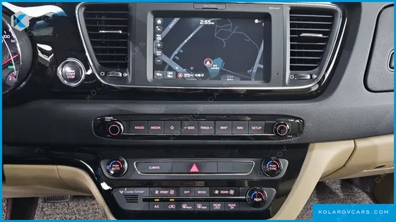 KIA CARNIVAL 9-SEATER PRESTIGE