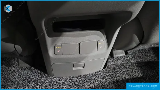 KIA CARNIVAL 11-SEATER PRESTIGE