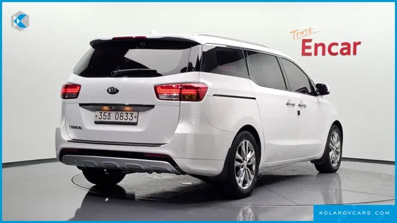 KIA CARNIVAL 9-SEATER NOBLESSE