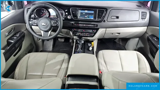 KIA CARNIVAL 9-SEATER NOBLESSE