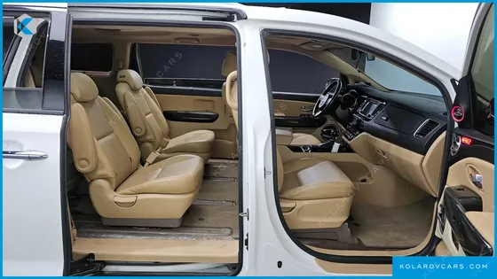 KIA CARNIVAL 9-SEATER PRESTIGE