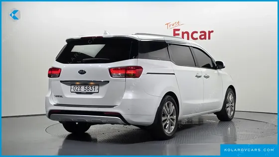 KIA CARNIVAL 9-SEATER PRESTIGE