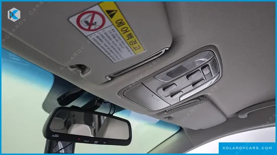 KIA CARNIVAL 9-SEATER PRESTIGE
