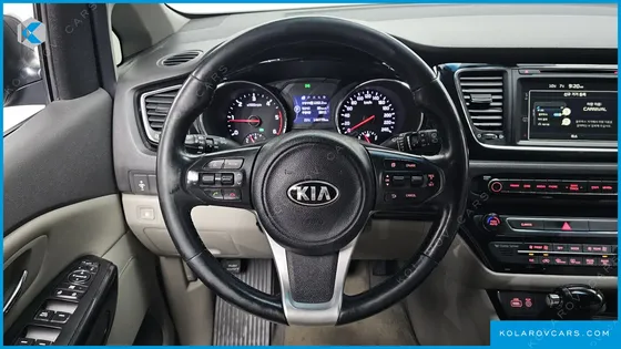KIA CARNIVAL 9-SEATER PRESTIGE