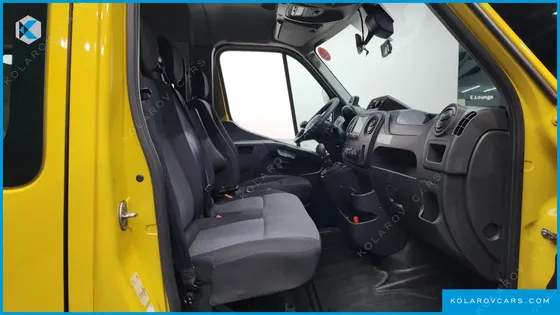 RENAULT KOREA MASTER SCHOOL BUS
