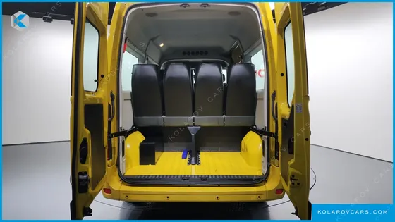 RENAULT KOREA MASTER SCHOOL BUS