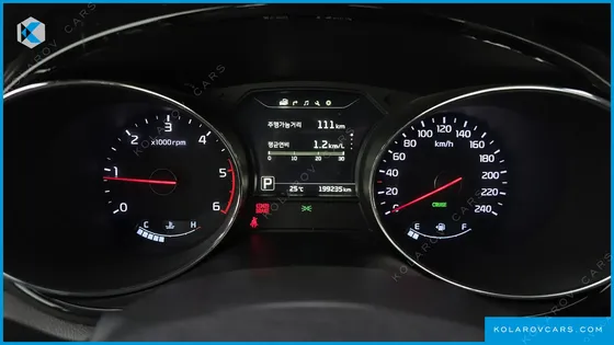 KIA CARNIVAL 9-SEATER NOBLESSE