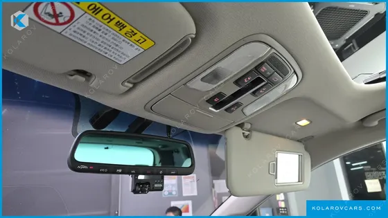 KIA CARNIVAL 9-SEATER NOBLESSE