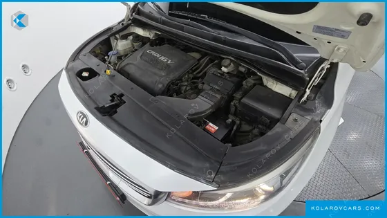KIA CARNIVAL 9-SEATER NOBLESSE
